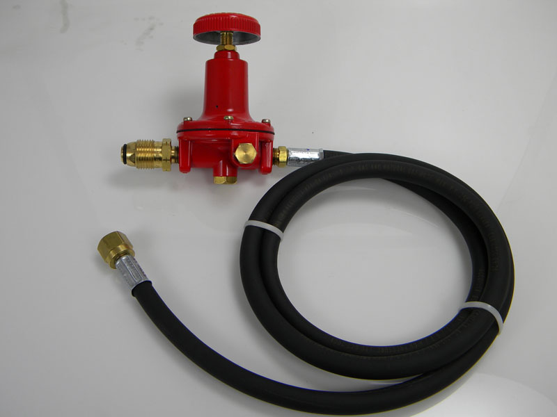 Adjustable High Pressure Propane Regulator With 4 Feet Qcc-1 Type Hose 0-30 Psi 